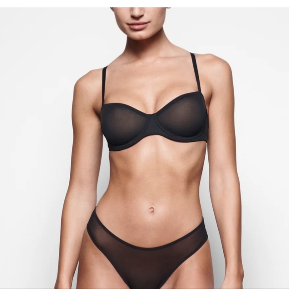 Skims bra - Picture 2 of 3